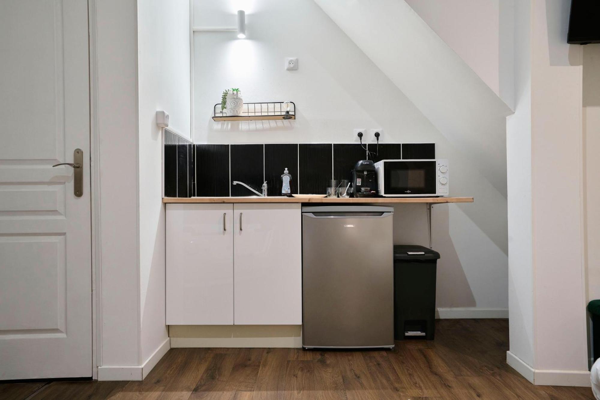 Ng Prestige - Miln 1 - Balneo - Wifi & Netflix Apartment รูแบ ภายนอก รูปภาพ